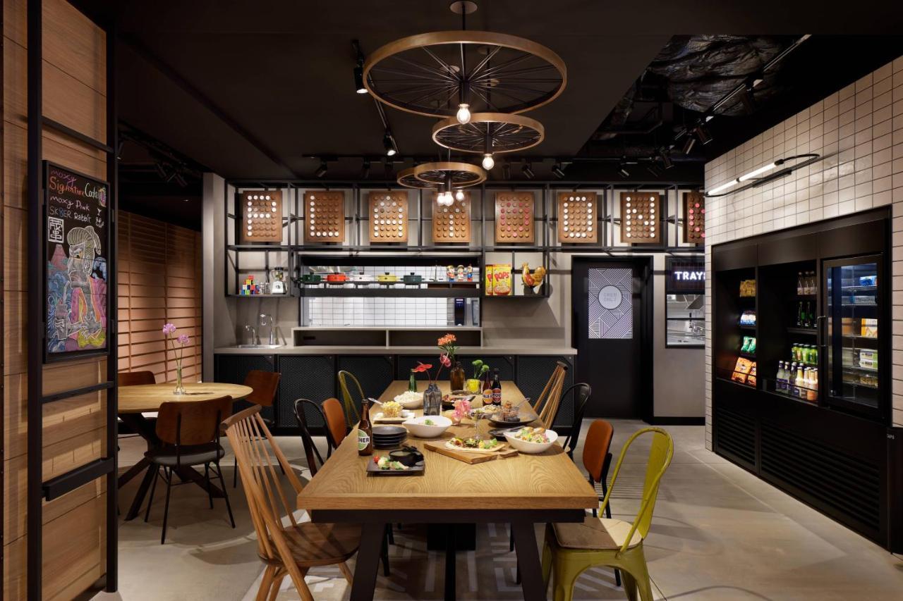 Moxy Kyoto Hotel Bagian luar foto