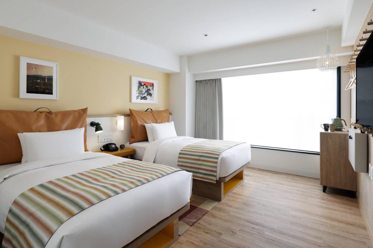Moxy Kyoto Hotel Bagian luar foto