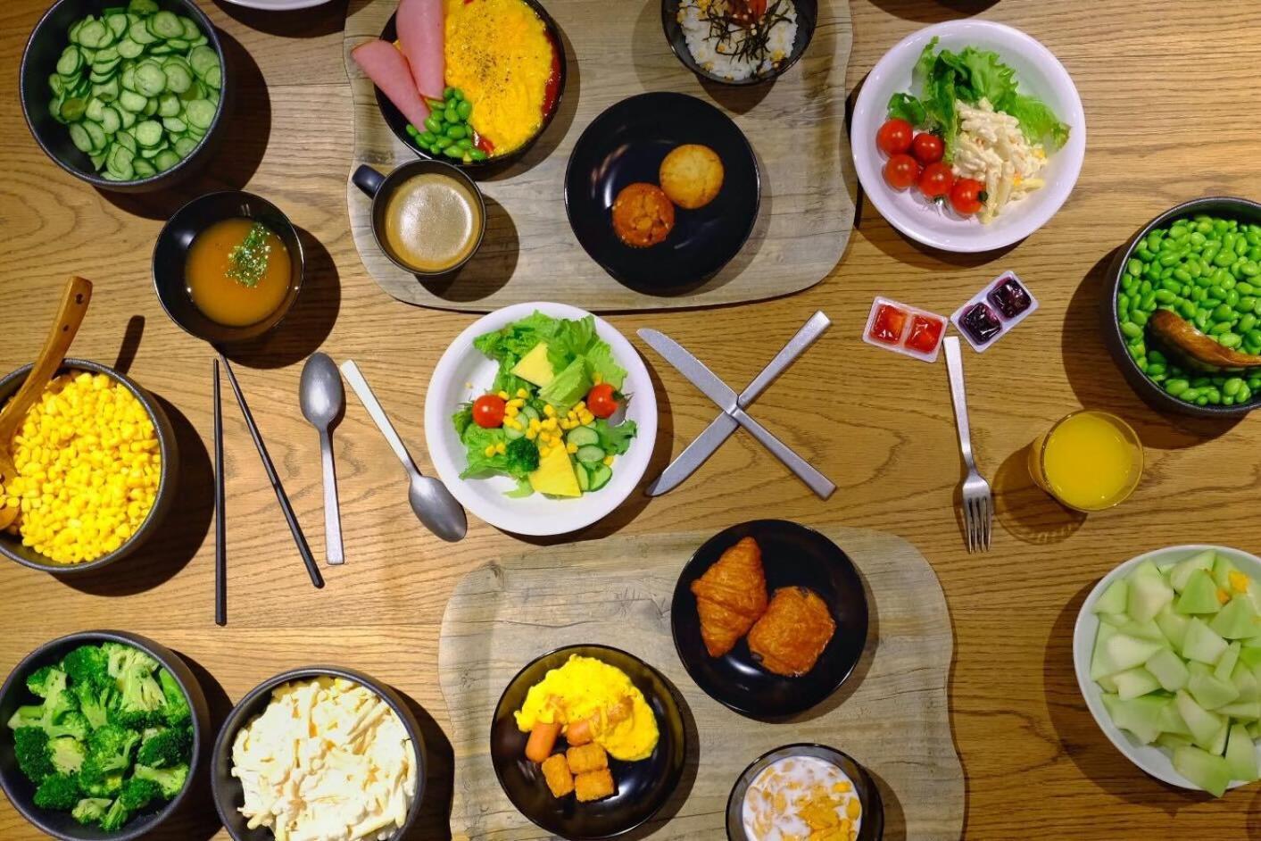 Moxy Kyoto Hotel Bagian luar foto